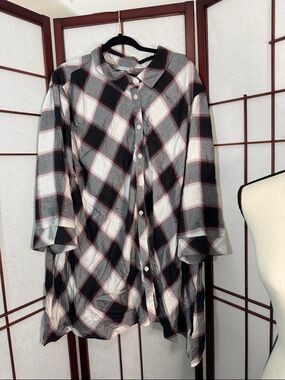 Catherines Black, White & Red Plaid Button-Down Shirt